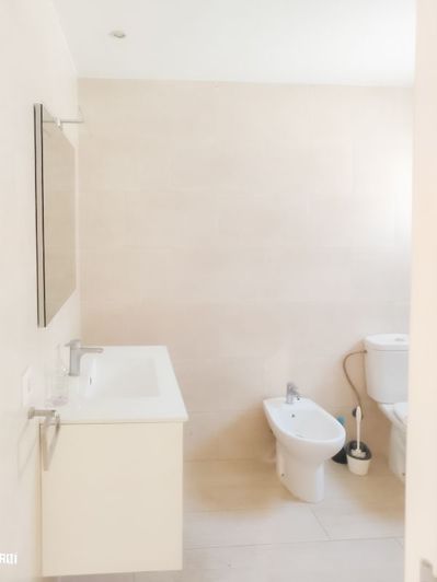 Image No.27-5 Bed Villa for sale