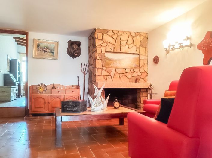 Image No.3-5 Bed Villa for sale