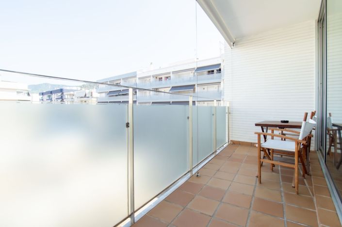 Image No.4-2 Bed Flat for sale