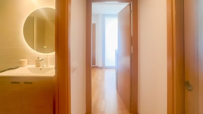 Image No.15-2 Bed Flat for sale