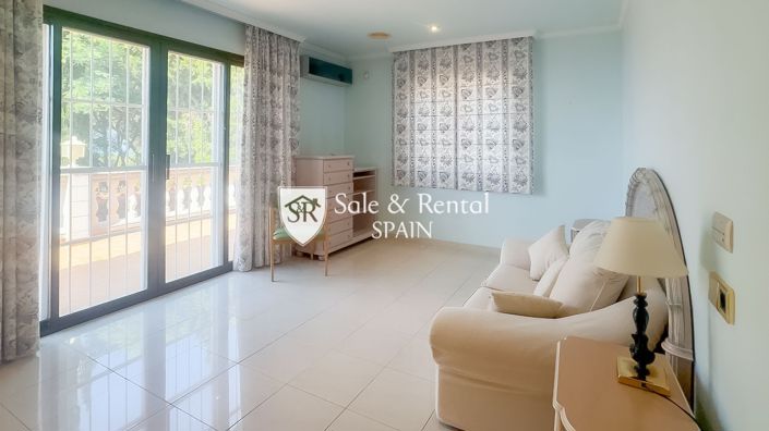 Image No.17-6 Bed Villa for sale