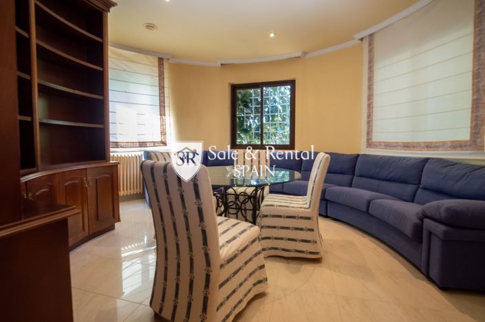 Image No.27-6 Bed Villa for sale