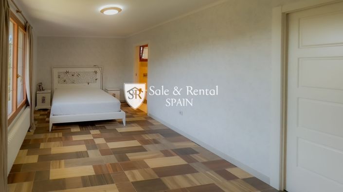 Image No.23-3 Bed Villa for sale