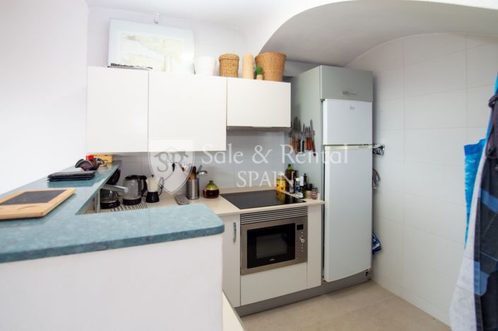 Image No.13-3 Bed Flat for sale