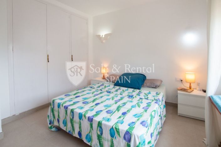 Image No.18-3 Bed Flat for sale