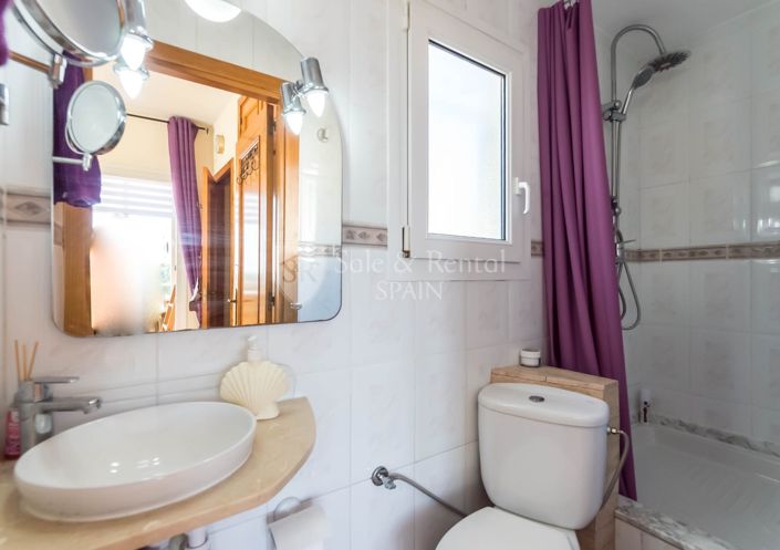 Image No.21-8 Bed Villa for sale