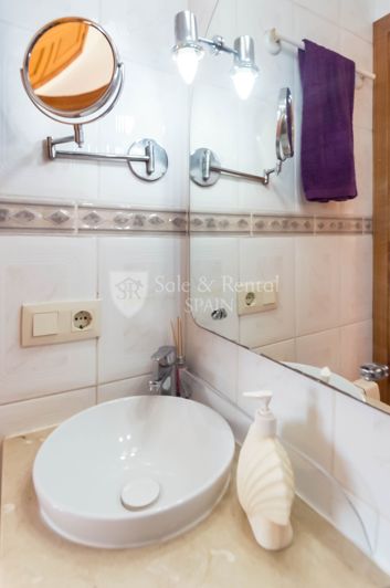 Image No.22-8 Bed Villa for sale