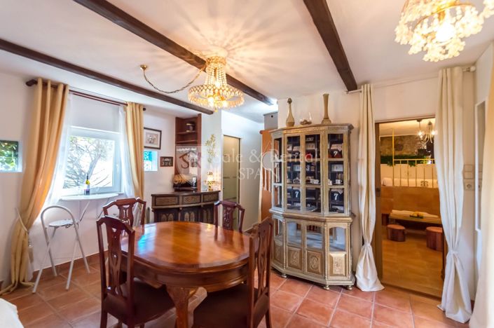 Image No.44-8 Bed Villa for sale