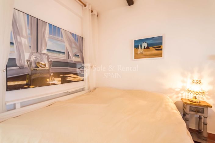 Image No.50-8 Bed Villa for sale