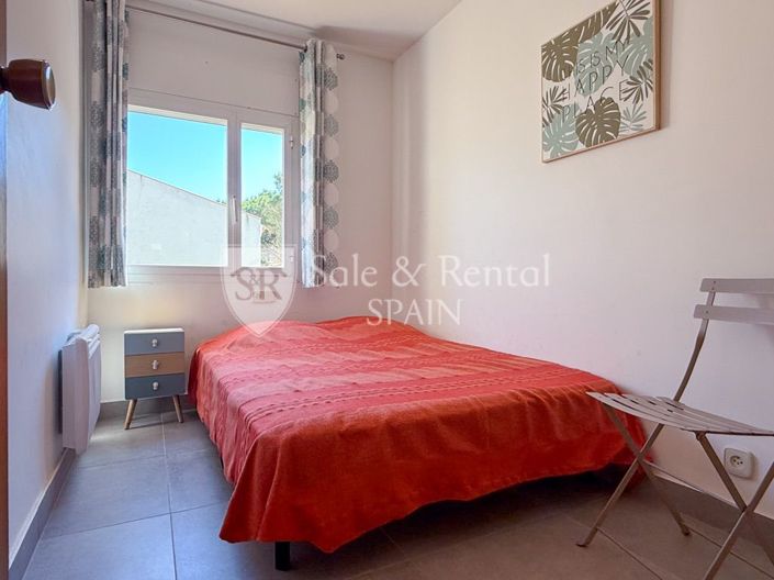 Image No.62-4 Bed Flat for sale