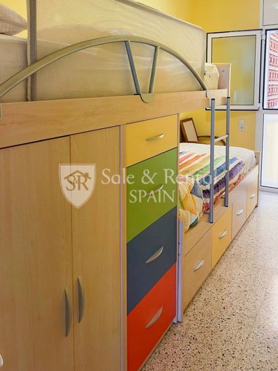 Image No.30-3 Bed Flat for sale