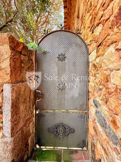 Image No.33-7 Bed Villa for sale