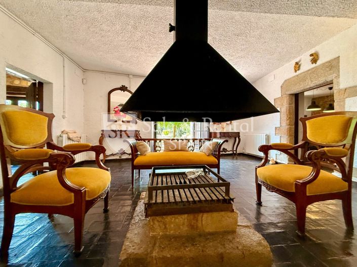 Image No.7-7 Bed Villa for sale