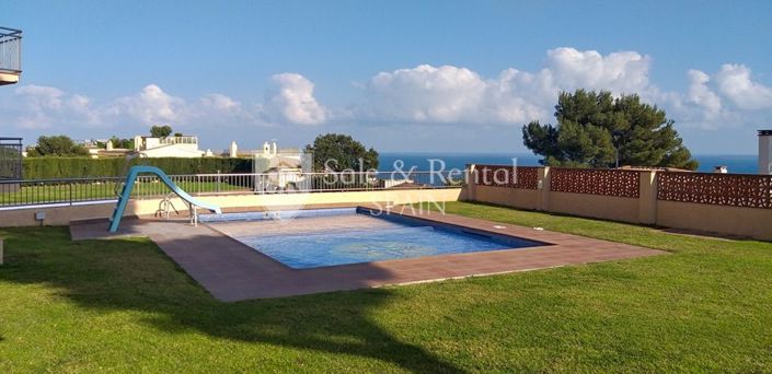 Image No.26-2 Bed Flat for sale