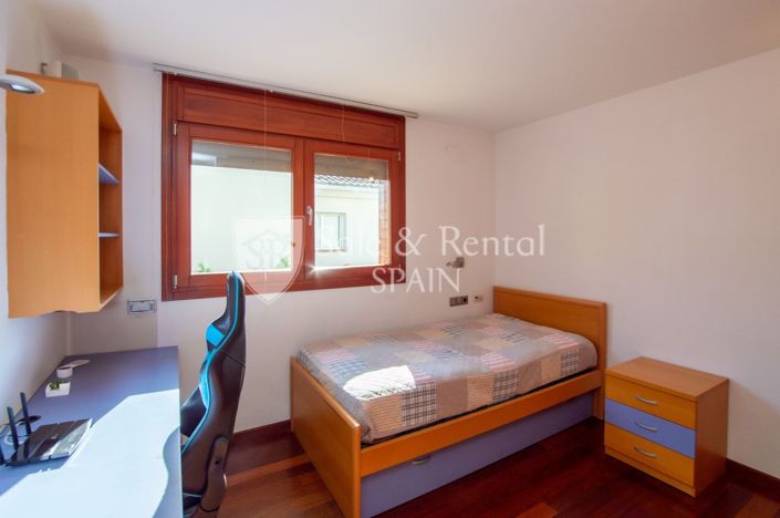 Image No.33-7 Bed Villa for sale