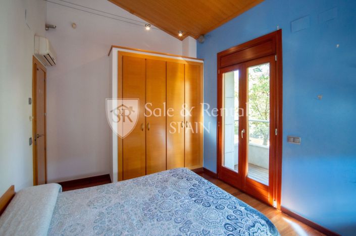 Image No.38-7 Bed Villa for sale