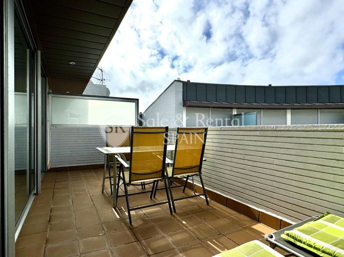 Image No.20-3 Bed Flat for sale