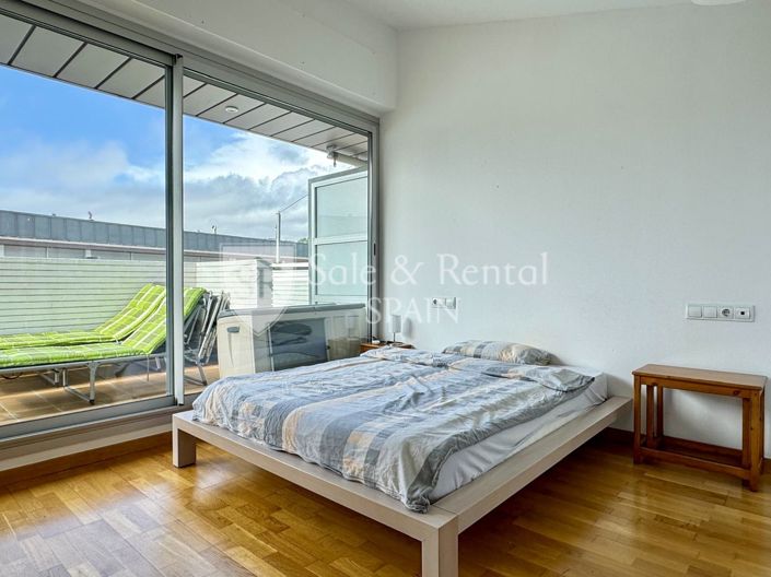 Image No.31-3 Bed Flat for sale