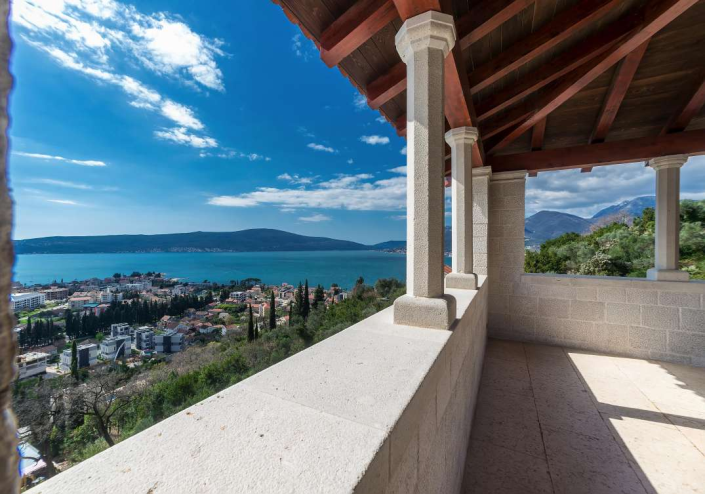 Image No.17-7 Bed House/Villa for sale