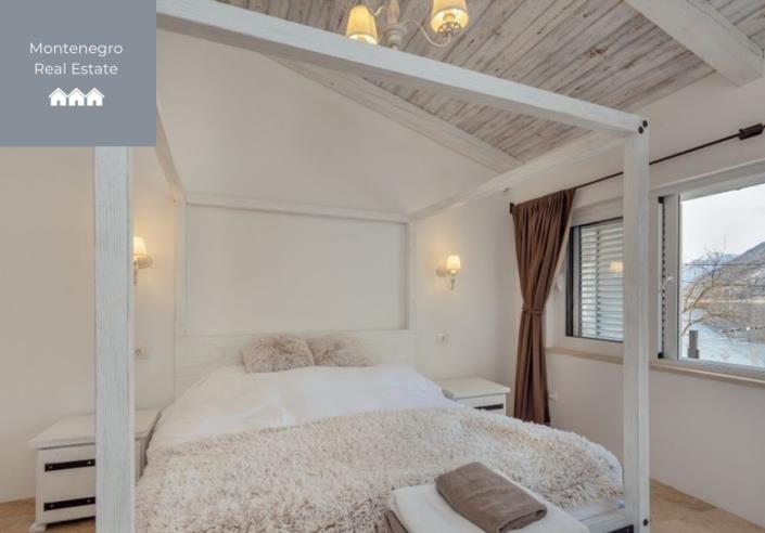 Image No.9-5 Bed Villa for sale