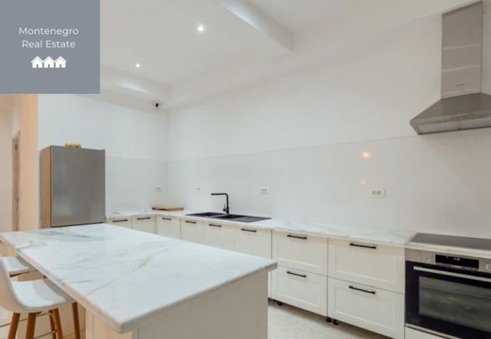 Image No.8-5 Bed Villa for sale