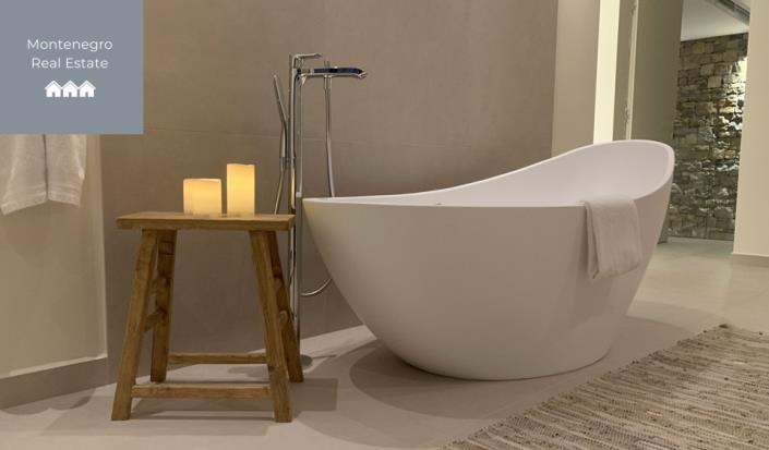 Image No.10-4 Bed Villa for sale