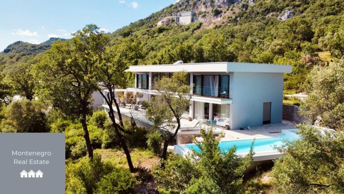 Image No.21-4 Bed Villa for sale