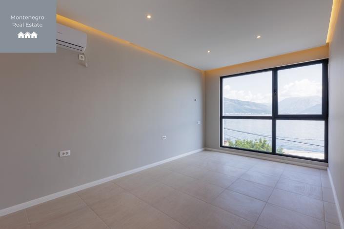 Image No.7-2 Bed Villa for sale