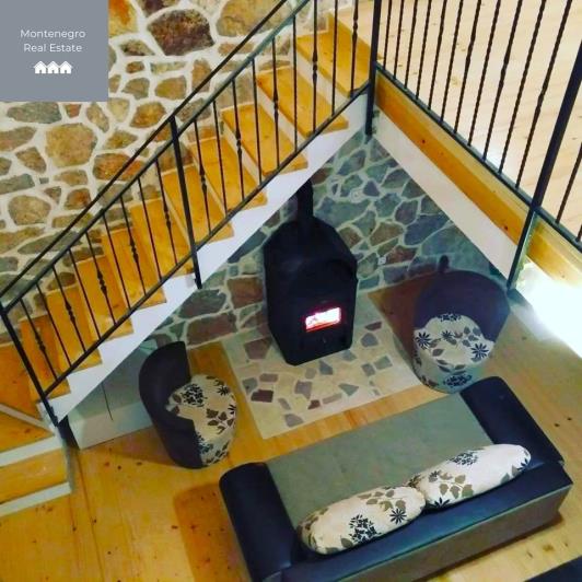 Image No.12-1 Bed Country House for sale