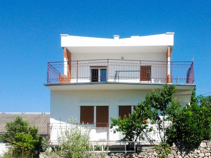 Image No.1-3 Bed House for sale
