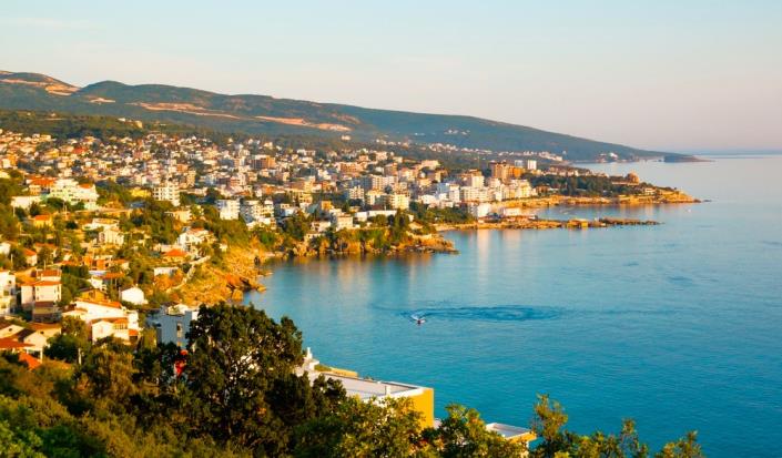 Image No.6-3 Bed House for sale