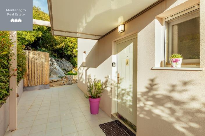 Image No.3-2 Bed House/Villa for sale