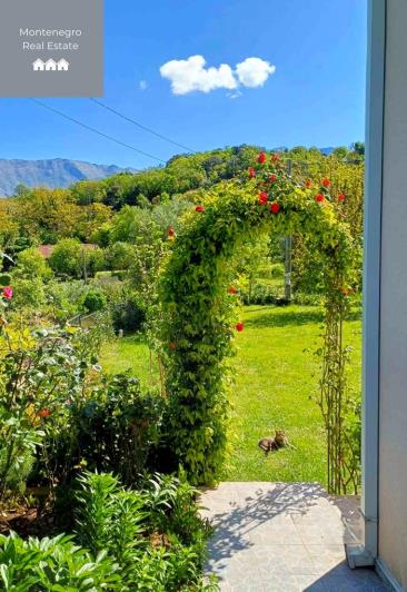 Image No.13-4 Bed House for sale