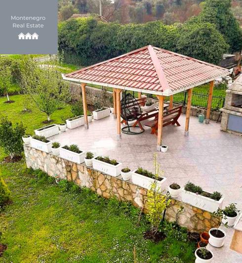 Image No.8-4 Bed House for sale