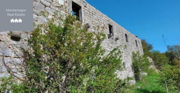 Image No.11-Villa for sale