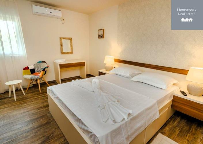 Image No.19-11 Bed Villa for sale