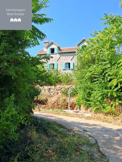 Image No.2-3 Bed Villa for sale