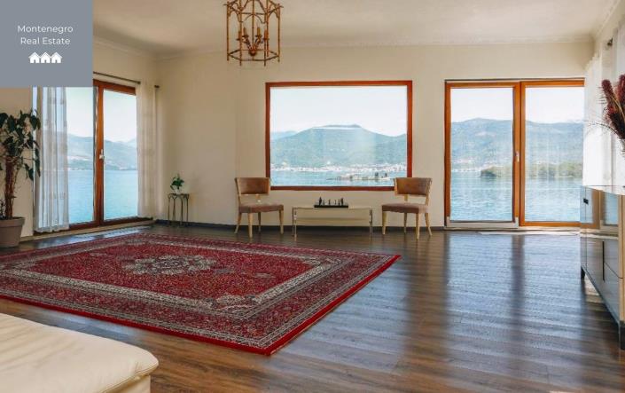 Image No.9-5 Bed Villa for sale