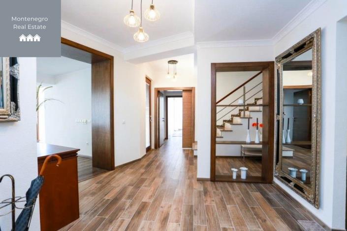 Image No.12-5 Bed Villa for sale