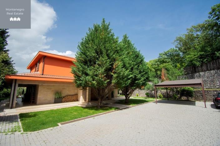 Image No.12-3 Bed Villa for sale