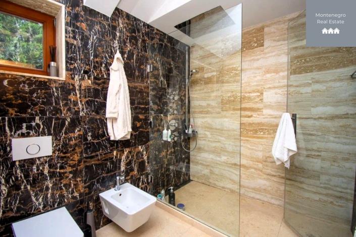 Image No.22-3 Bed Villa for sale