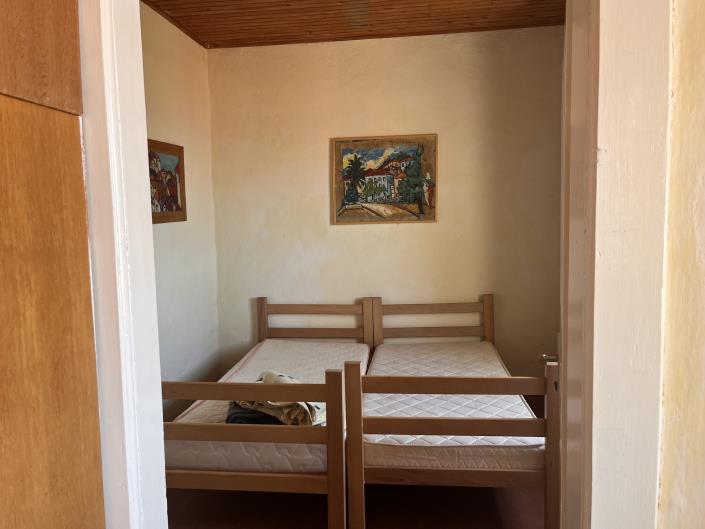 Image No.24-9 Bed House for sale