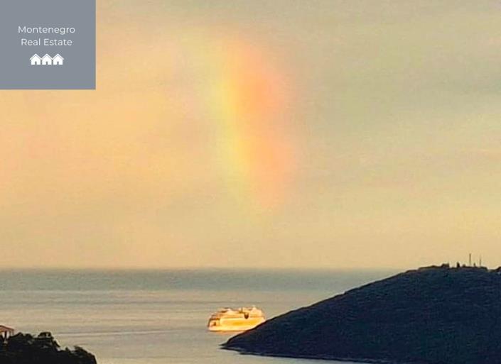 Image No.2-4 Bed House for sale