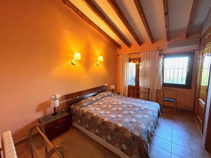 Image No.12-5 Bed Villa for sale