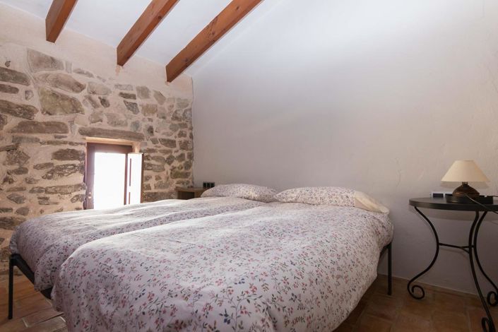 Image No.11-4 Bed Townhouse for sale