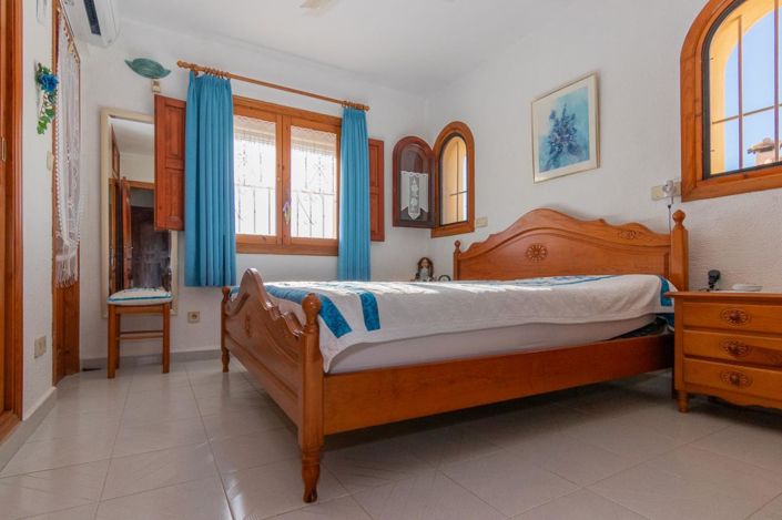 Image No.16-4 Bed Villa for sale