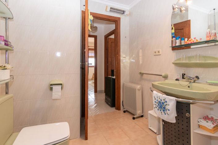 Image No.35-4 Bed Villa for sale