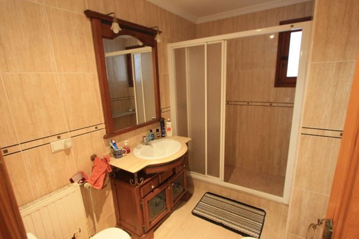 Image No.22-9 Bed Villa for sale