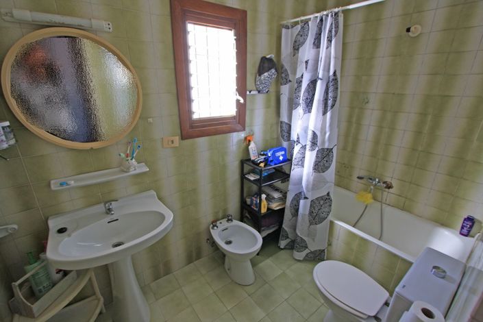 Image No.31-9 Bed Villa for sale