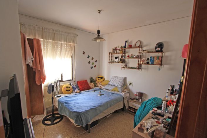 Image No.35-9 Bed Villa for sale